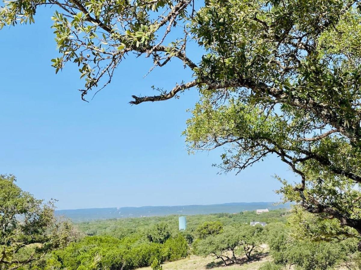 فيلا Hummingbird Haus - Hill Country Views On 20 Acres With Firepit Spring Branch المظهر الخارجي الصورة