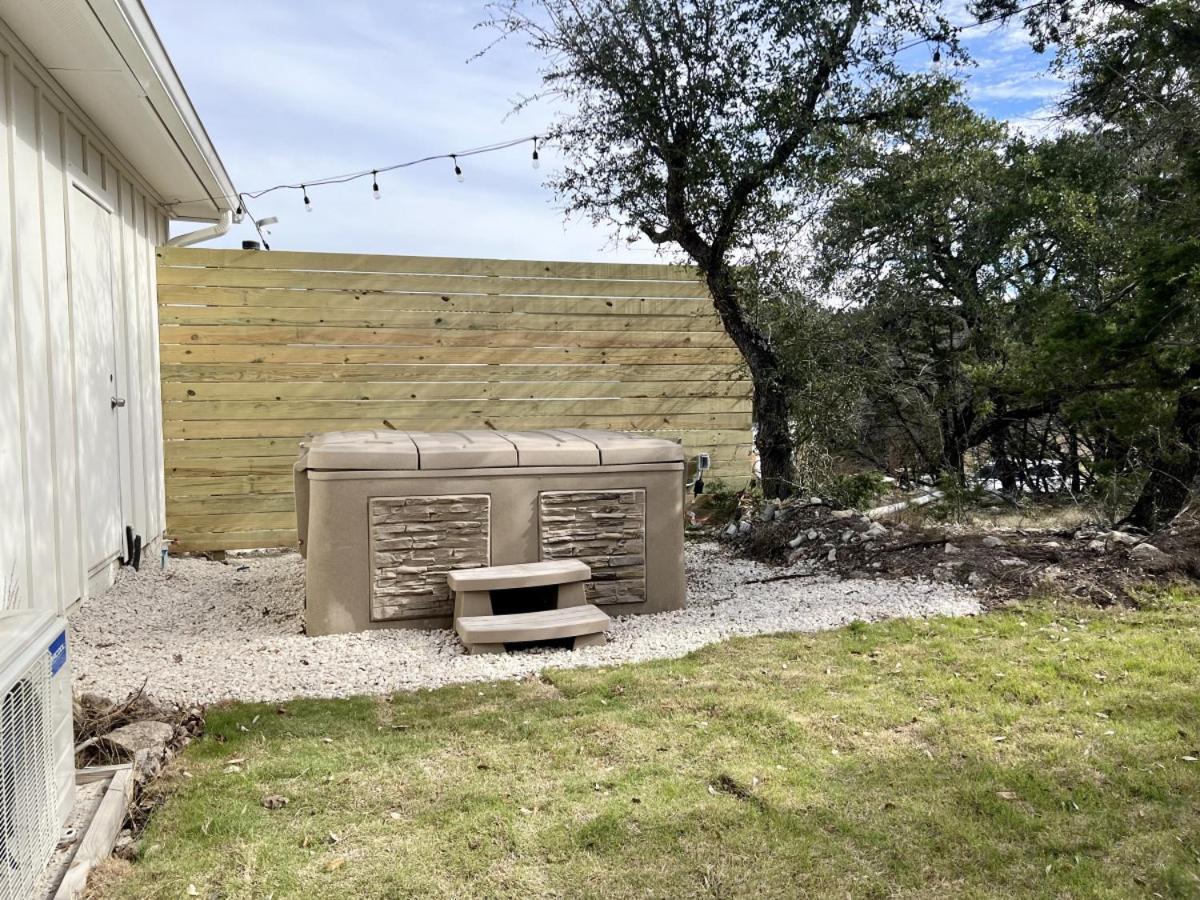 فيلا Hummingbird Haus - Hill Country Views On 20 Acres With Firepit Spring Branch المظهر الخارجي الصورة